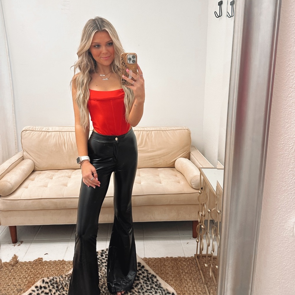 Meet your Posher, Paris